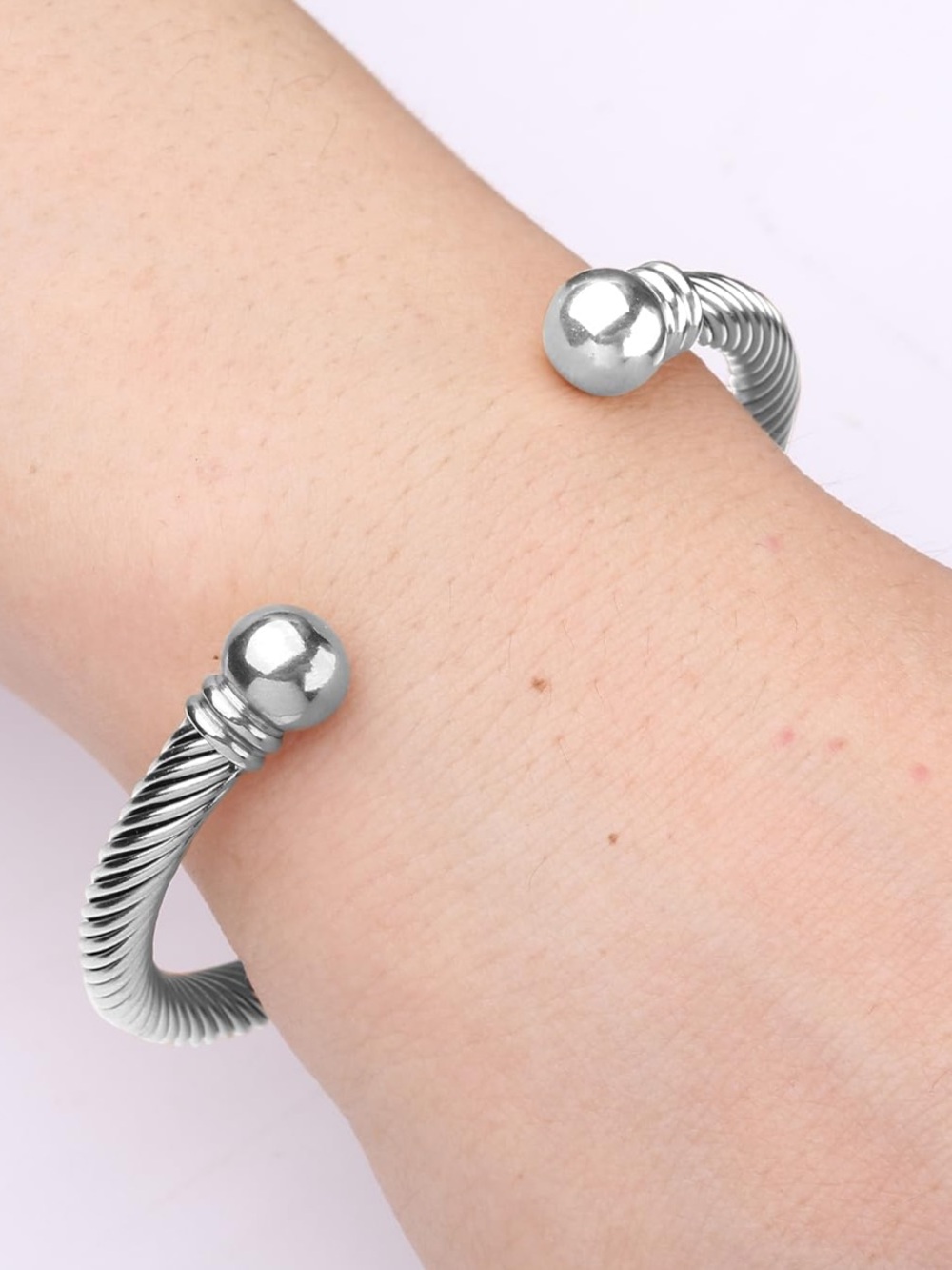 Silver Open Cable Cuff Bracelet - Elegant Women Jewelry